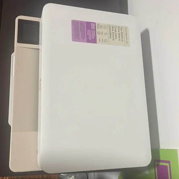 HP DeskJet Printer - White and Cream - Picture 2 of 4